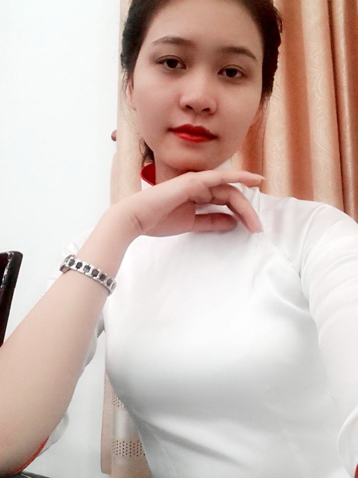 Nu sinh Viet Nam duyen dang bi to dien sau noi gi-Hinh-5